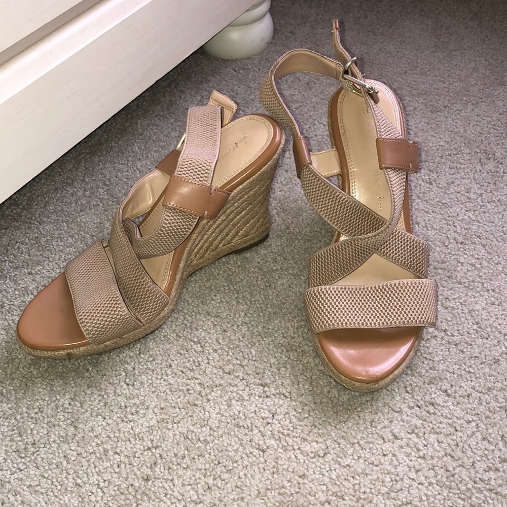 Banana republic wedges